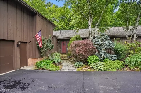 680 Windward Dr # -7, Aurora, OH 44202