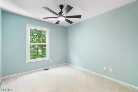 Bedroom - 3049 Deercrest Path, Stow, OH 44224 photo 5 of 6