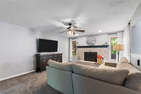 Living - 3049 Deercrest Path, Stow, OH 44224 photo 2 of 4