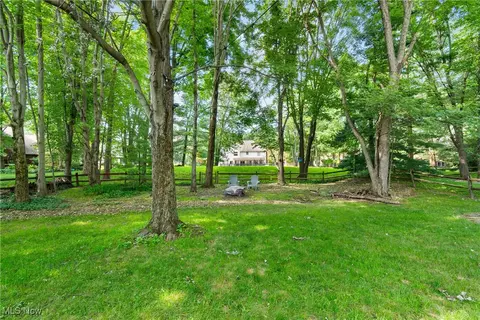 Exterior - 3049 Deercrest Path, Stow, OH 44224 photo 5 of 5