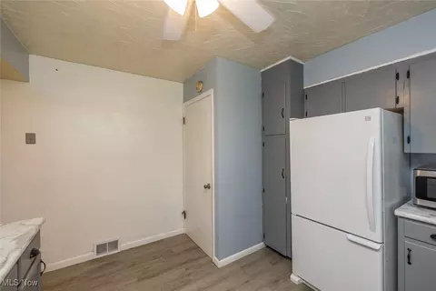 232 Lexington Ave, Elyria, OH 44035 photo 12