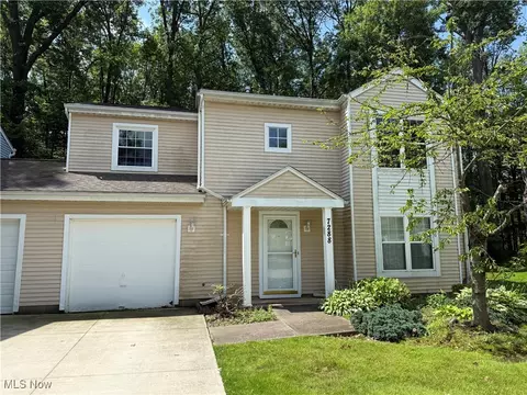 7288 Chatham Ct, Northfield, OH 44067