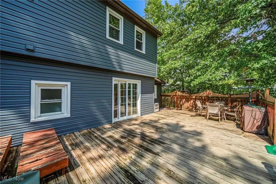 Exterior - 8240 Bellflower Rd, Mentor, OH 44060 photo 8 of 12