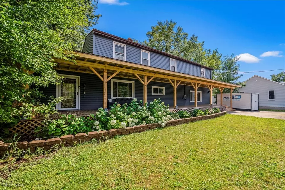 Exterior - 8240 Bellflower Rd, Mentor, OH 44060 photo 3 of 12