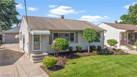 16035 Bowfin Blvd, Brook Park, OH 44142