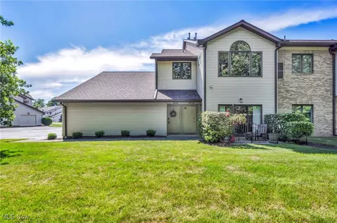 7177 Village Dr, Concord, OH 44060