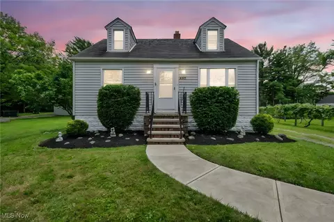 6753 Bunker Rd, North Royalton, OH 44133