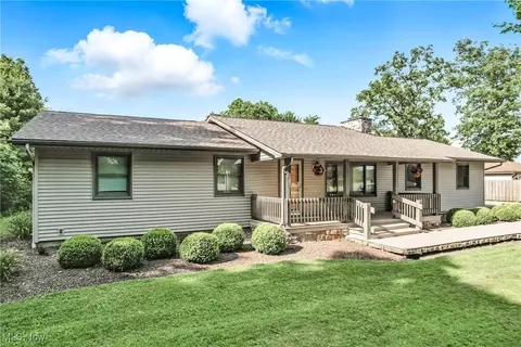 9438 Kirk Rd, North Jackson, OH 44451