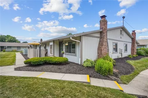 Exterior - 2695 Mull Ave #B, Akron, OH 44321 photo 5 of 8