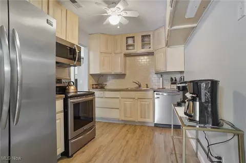 Kitchen - 2695 Mull Ave #B, Akron, OH 44321 photo 1 of 5