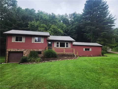 6150 Park Ln, Zanesville, OH 43701