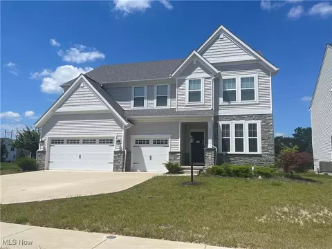 8988 Leatherleaf Dr, Columbia Station, OH 44028