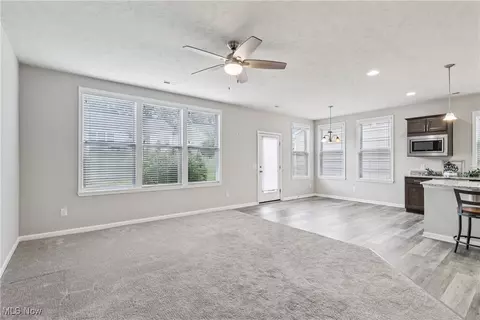 523 Arbor Ln, Copley, OH 44321 photo 6