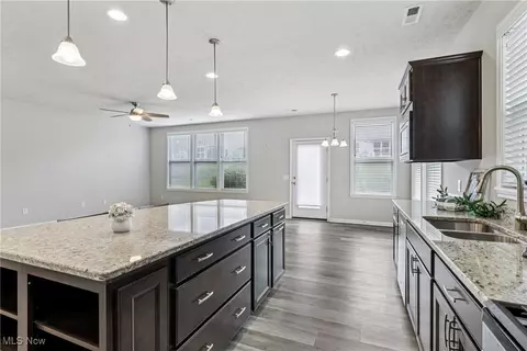 523 Arbor Ln, Copley, OH 44321 photo 13