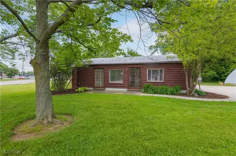 4465 Oberlin Ave, Lorain, OH 44053