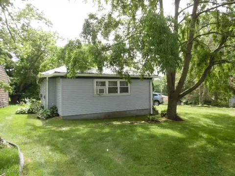 1005 Lancaster St, Marietta, OH 45750