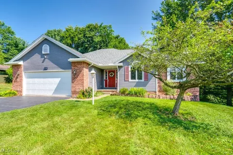 1007 Dale Dr, Wooster, OH 44691