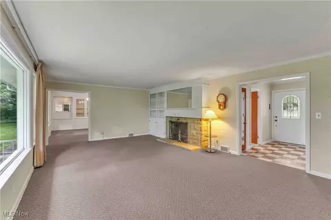 Living - 8918 Bramley Dr, Independence, OH 44131 photo 3 of 4