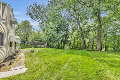 Exterior - 8918 Bramley Dr, Independence, OH 44131 photo 3 of 8