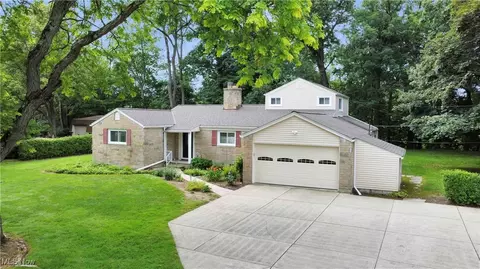 Exterior - 8918 Bramley Dr, Independence, OH 44131 photo 8 of 8
