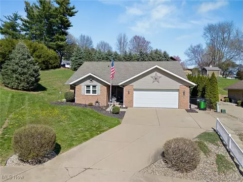 225 High St, Dover, OH 44622 photo 1