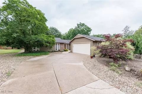 15275 Forest Park, Strongsville, OH 44136