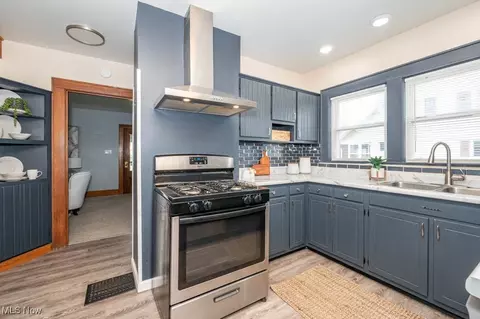 13957 S Main St, Beloit, OH 44609 photo 4