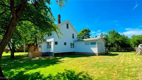 14109 Milverton Rd, Cleveland, OH 44120