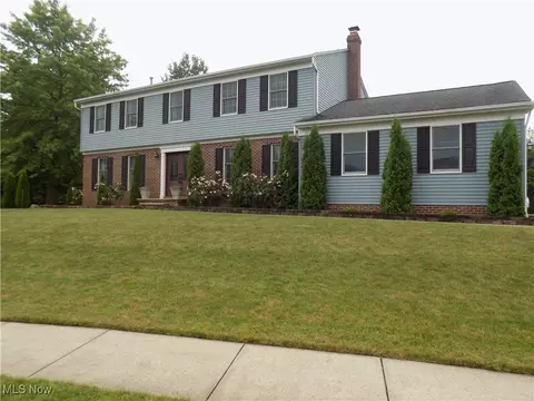 3485 Auvergne Oval, Brunswick, OH 44212