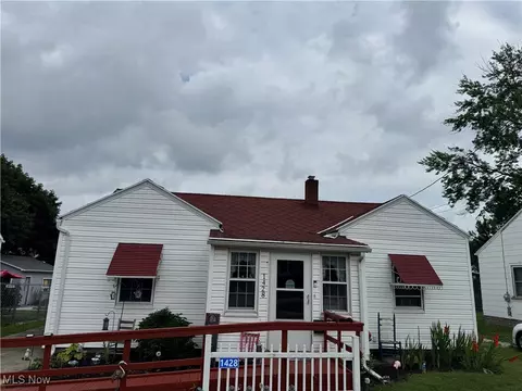1428 Saratoga Ave SW, Canton, OH 44710