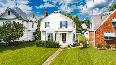 1055 W Virginia Ave, Parkersburg, WV 26104