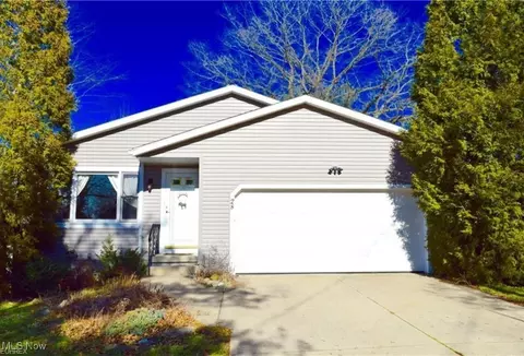 28 Shanafelt Ave, Tallmadge, OH 44278