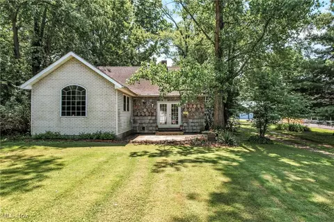 3819 Warren Ravenna Rd, Newton Falls, OH 44444