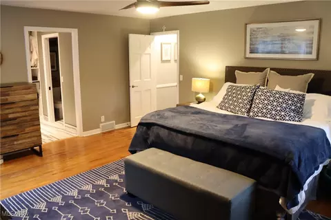 Bedroom - 812 Spring Water Dr, Akron, OH 44333 photo 5 of 5