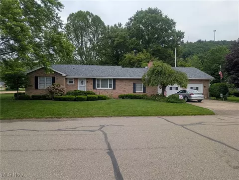 115 Spring St, Gnadenhutten, OH 44629