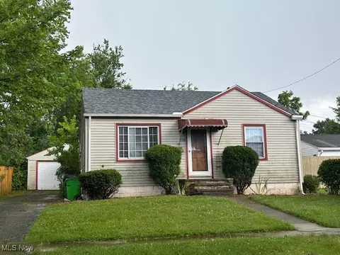 132 Best St, Bedford, OH 44146