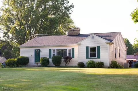 Exterior - 396 Brookfield Ave, Boardman, OH 44512 photo 11 of 12