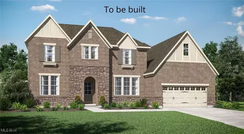 3335 White Willow Ln, Brunswick, OH 44212