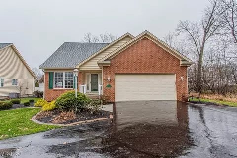 8121 Hitchcock Rd #11, Boardman, OH 44512