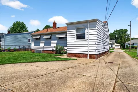 Exterior - 30112 Barjode Rd, Willowick, OH 44095 photo 6 of 6
