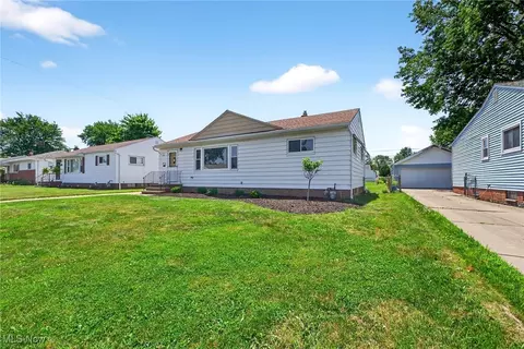 Exterior - 30112 Barjode Rd, Willowick, OH 44095 photo 2 of 6