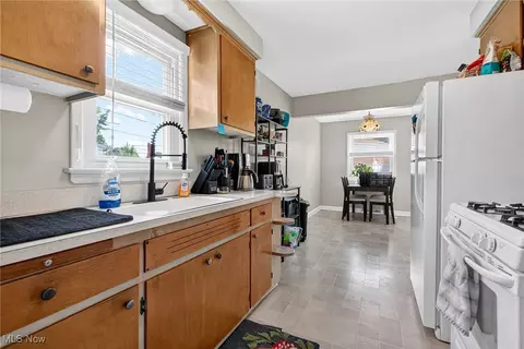 Kitchen - 30112 Barjode Rd, Willowick, OH 44095 photo 1 of 1