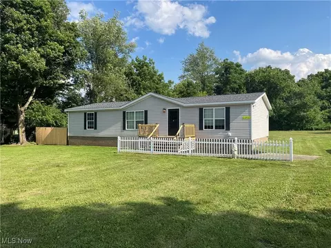 23931 Sr 30, Minerva, OH 44657