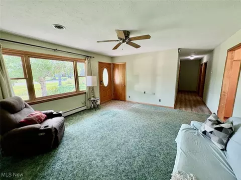 3715 Liberty St, Ashtabula, OH 44004 photo 4