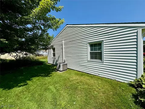 3715 Liberty St, Ashtabula, OH 44004 photo 31