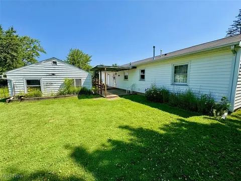 3715 Liberty St, Ashtabula, OH 44004 photo 23