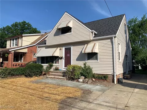 Exterior - 30209 Robert St, Wickliffe, OH 44092 photo 3 of 3