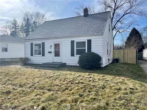 804 Manitou Ave, Akron, OH 44305