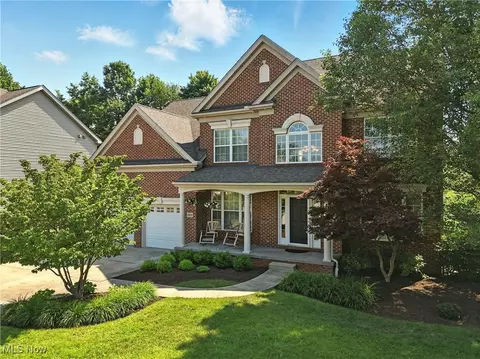 10421 Tolland Dr, Reminderville, OH 44202