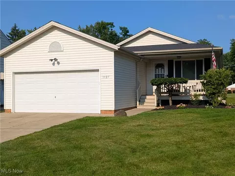 1127 Mayfield Ridge Rd, Mayfield Heights, OH 44124